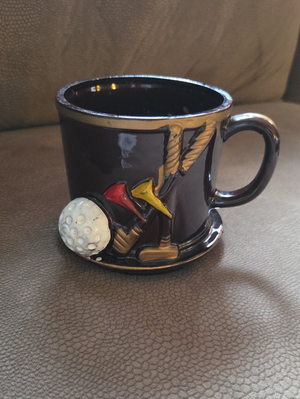 E.O. Brody Vintage Golf Ceramic Mug with Colorful Tees/ Club & Ball A-543